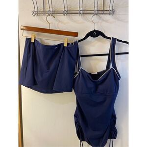 Speedo 2 piece blue‎ navy size 10 ruched sides slimming tankini